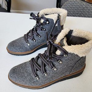 Dr. Scholl's Women Short Lace-Up Zipper Grey Flannel Boots Size 8
